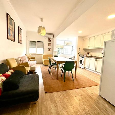 Almada Big Flat Next To Lisbon And Caparica Beach المظهر الخارجي الصورة