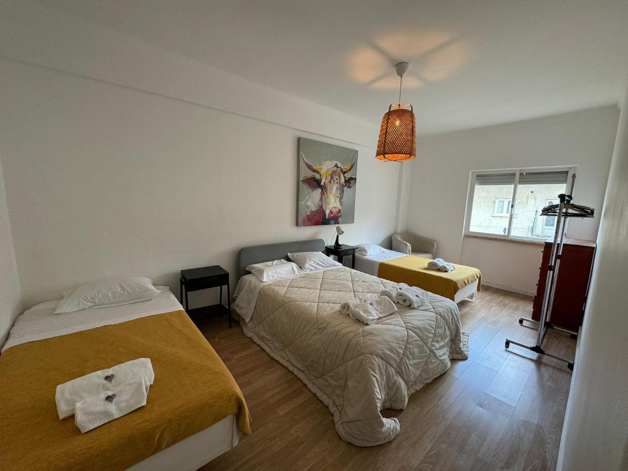 Almada Big Flat Next To Lisbon And Caparica Beach المظهر الخارجي الصورة