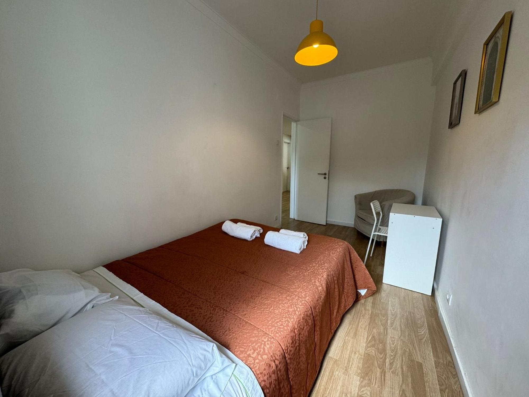 Almada Big Flat Next To Lisbon And Caparica Beach المظهر الخارجي الصورة