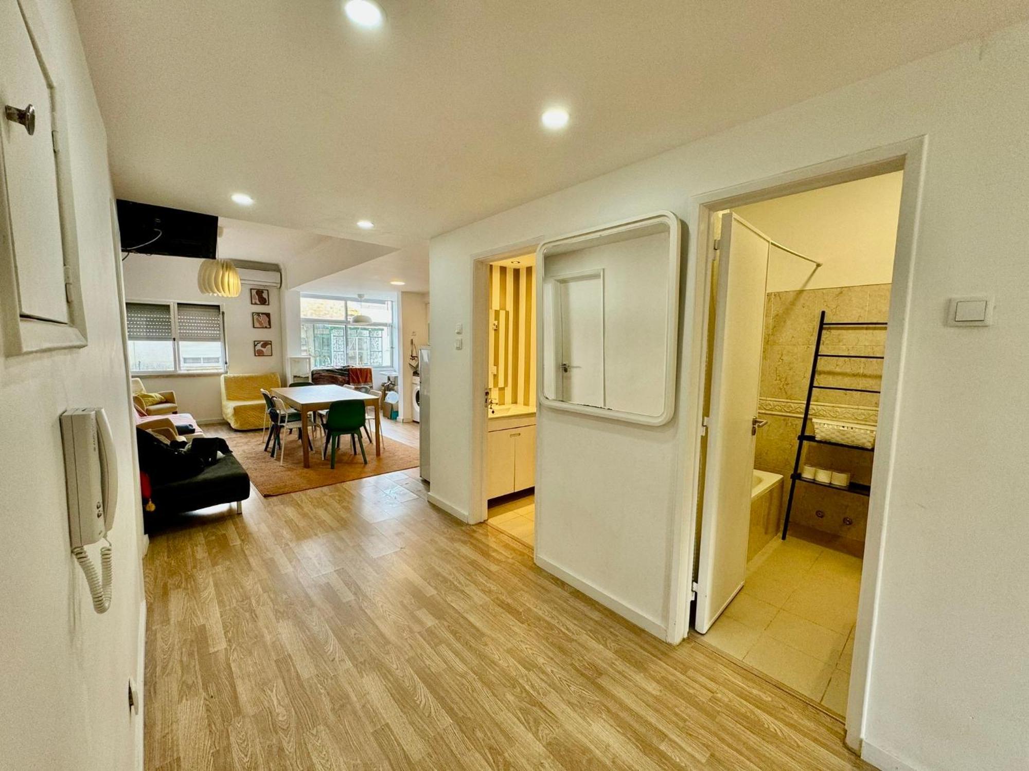 Almada Big Flat Next To Lisbon And Caparica Beach المظهر الخارجي الصورة